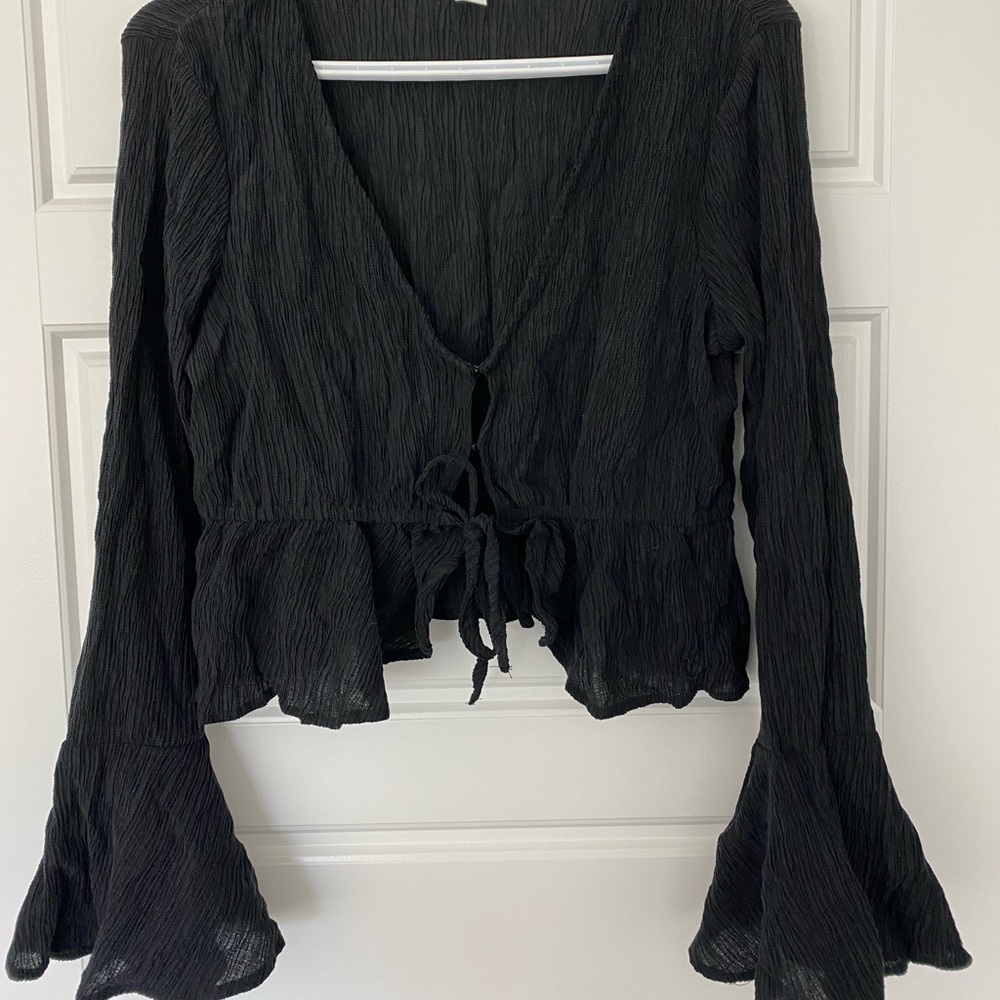 Flared sleeve tie front top Glassons size M/10 in New Zealand sizing